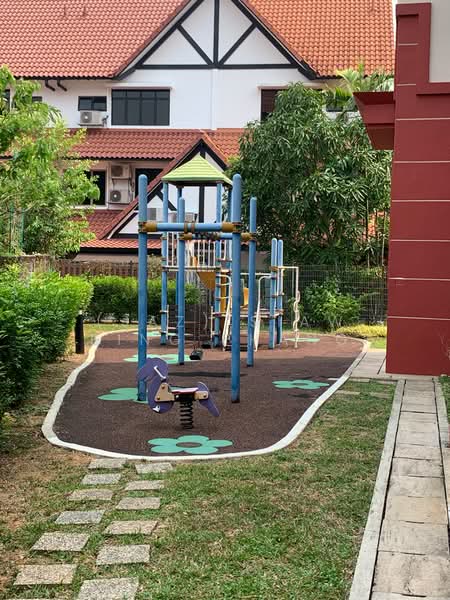 Bayville Condo, 42 South Buona Vista Road, 3 Bedrooms, 1,270 sqft, Condominium For Rent, by (Jaz) Siaw Ping Phang, 21995882 - PropertyGuru.com.sg