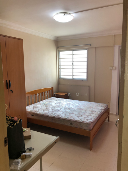 633 Ang Mo Kio Avenue 6, 633 Ang Mo Kio Avenue 6, 2 Bedrooms, 721 sqft, HDB Flat For Rent, by Ron Koh, 21999238 - PropertyGuru.com.sg