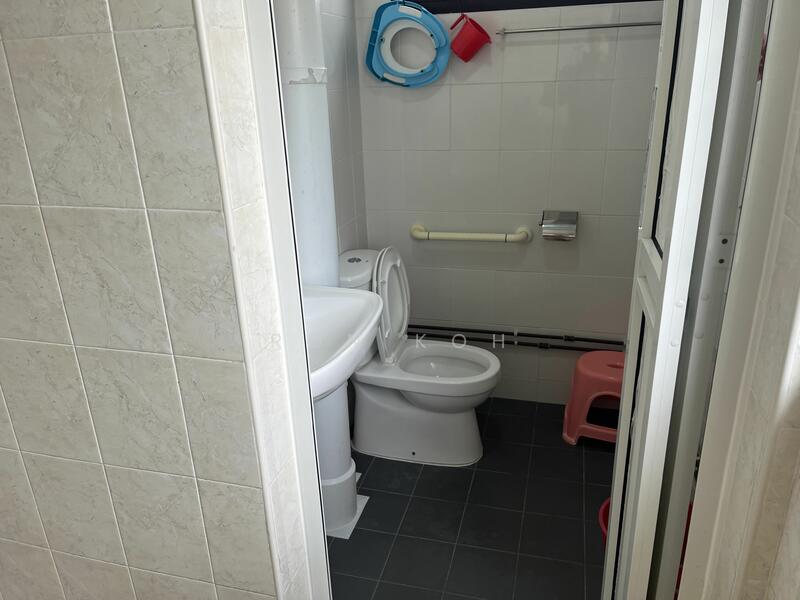 633 Ang Mo Kio Avenue 6, 633 Ang Mo Kio Avenue 6, 2 Bedrooms, 721 sqft, HDB Flat For Rent, by Ron Koh, 21999238 - PropertyGuru.com.sg
