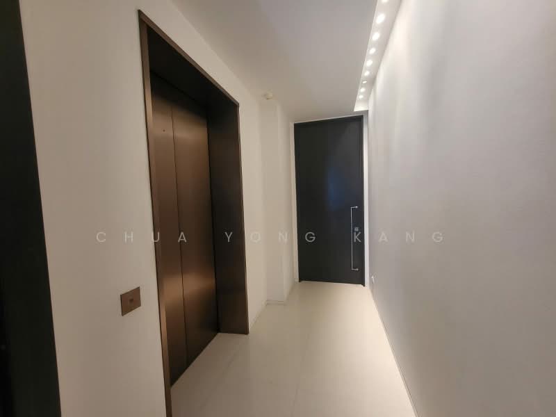 Scotts Square, 6 Scotts Road, 1 Bedroom, 635 sqft, Apartment For Rent, by Chua Yong Kang, 21999328 - PropertyGuru.com.sg
