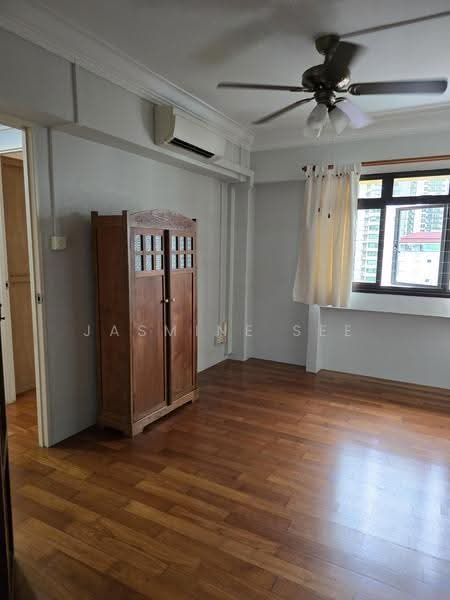 121 Kim Tian Place, 121 Kim Tian Place, Alexandra / Commonwealth, 3 Bedrooms, 1,076 sqft, HDB Flat For Rent, by Jasmine See, 22004115 - Common bedroom - PropertyGuru.com.sg