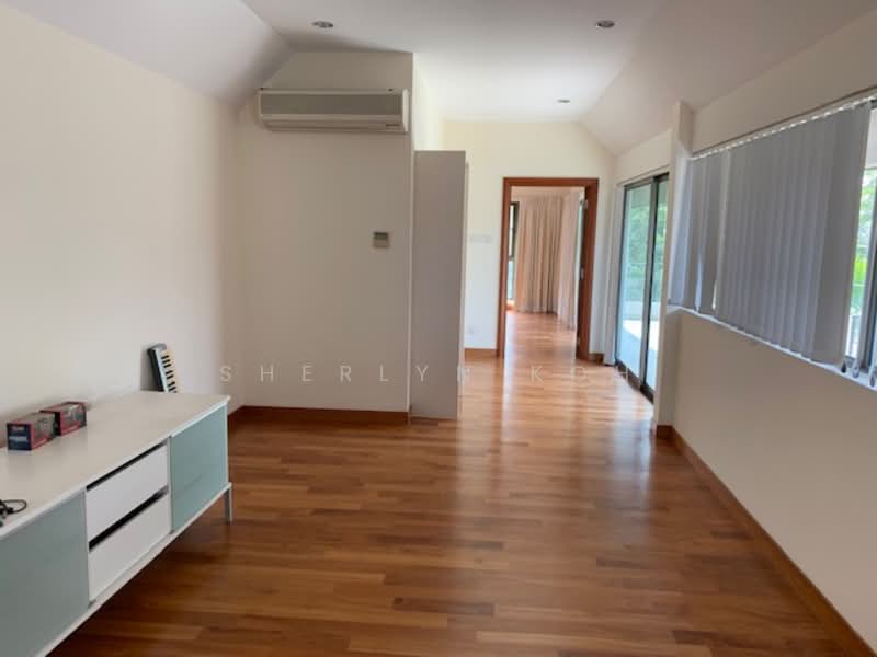 Tropical Detached at Dunsfold Drive, , 6 Bedrooms, 4,800 sqft, Bungalow House For Rent, by Sherlyn Koh, 22007105 - PropertyGuru.com.sg