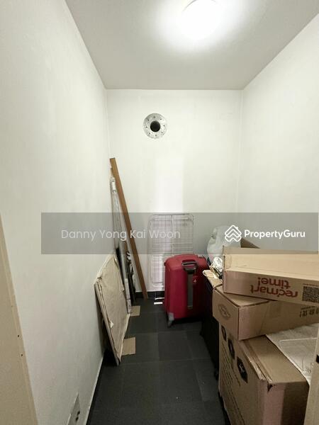 For Sale - Urban Edge @ Holland V