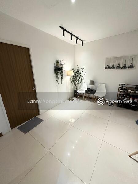 For Sale - Urban Edge @ Holland V