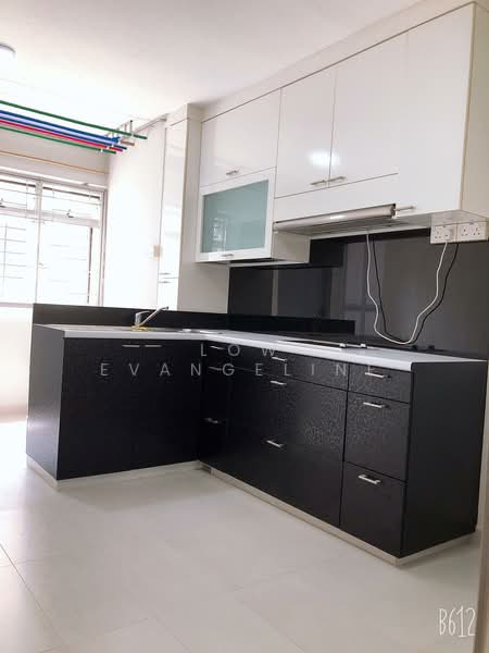 649 Ang Mo Kio Avenue 5, 649 Ang Mo Kio Avenue 5, 3 Bedrooms, 750 sqft, HDB Flat For Rent, by Evangeline Low, 22008757 - PropertyGuru.com.sg