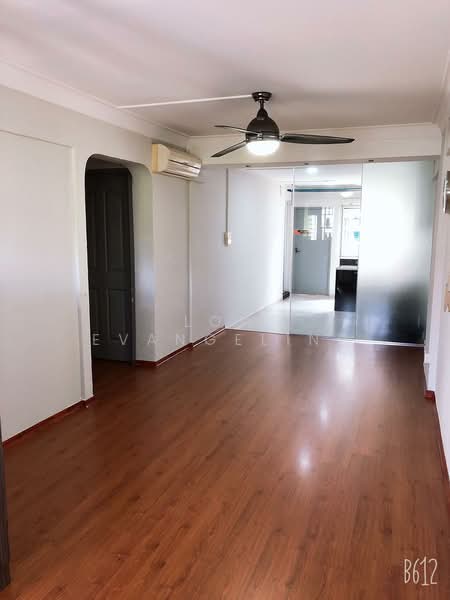 649 Ang Mo Kio Avenue 5, 649 Ang Mo Kio Avenue 5, 3 Bedrooms, 750 sqft, HDB Flat For Rent, by Evangeline Low, 22008757 - PropertyGuru.com.sg