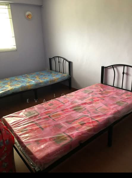 649 Ang Mo Kio Avenue 5, 649 Ang Mo Kio Avenue 5, 3 Bedrooms, 750 sqft, HDB Flat For Rent, by Evangeline Low, 22008757 - PropertyGuru.com.sg
