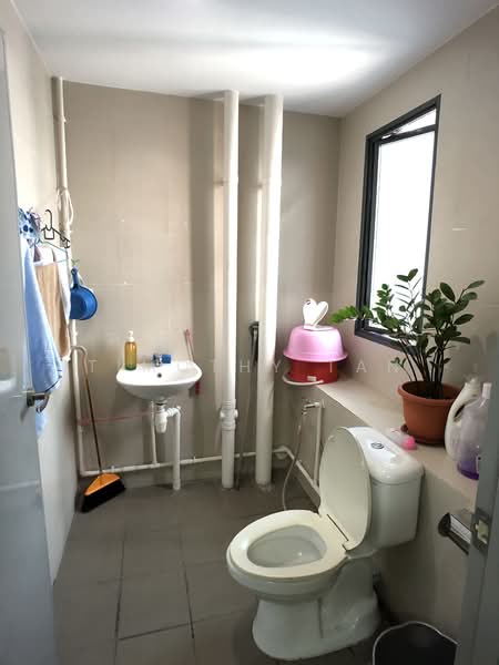 Zervex, 8 Ubi Road 2, 1,012 sqft, Light Industrial (B1) For Rent, by Timothy Tan, 22012153 - CommercialGuru.com.sg