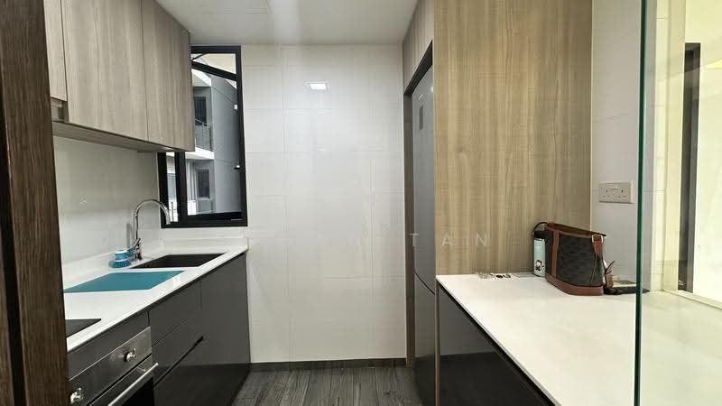 Botanique at Bartley, 223 Upper Paya Lebar Road, Hougang / Punggol / Sengkang, 2 Bedrooms, 721 sqft, Condominium For Rent, by Megan Tan, 22018985 - Kitchen - PropertyGuru.com.sg