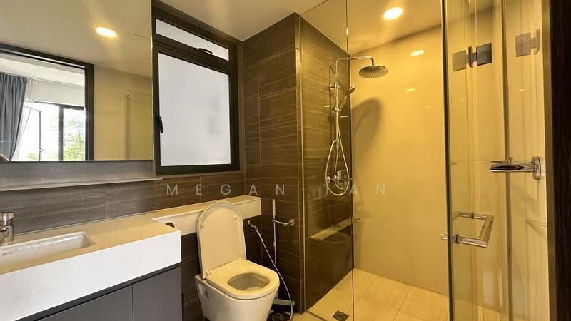 Botanique at Bartley, 223 Upper Paya Lebar Road, Hougang / Punggol / Sengkang, 2 Bedrooms, 721 sqft, Condominium For Rent, by Megan Tan, 22018985 - Master Bathroom - PropertyGuru.com.sg