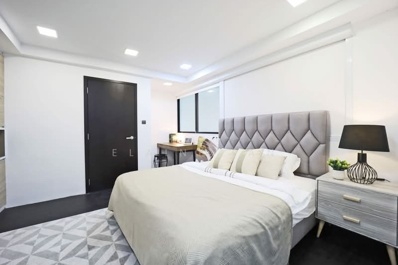 Jalan Elok, Jalan Elok, 4 Bedrooms, 3,300 sqft, Terraced House For Sale, by Elaine Tan, 22023828 - PropertyGuru.com.sg