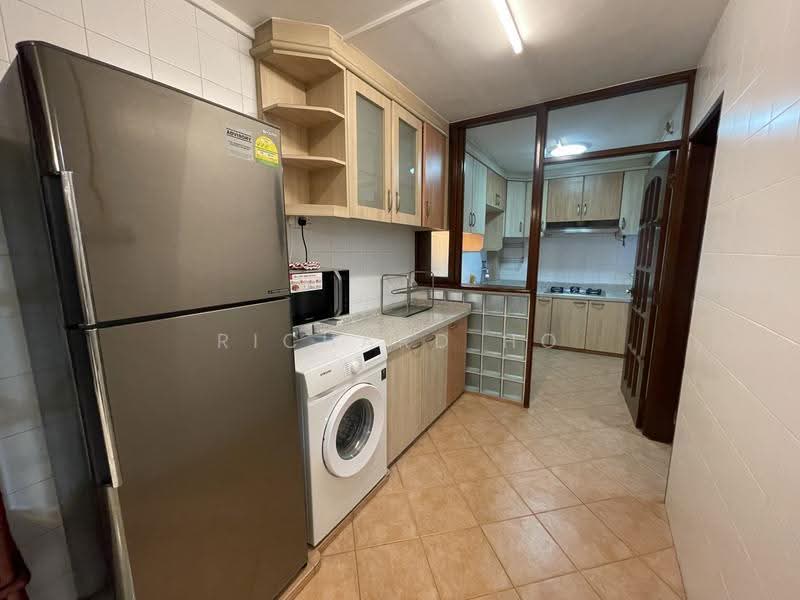 179 Bishan Street 13, 179 Bishan Street 13, Ang Mo Kio / Bishan / Thomson, 3 Bedrooms, 1,302 sqft, HDB Flat For Rent, by Richard Ho, 22026585 - Kitchen - PropertyGuru.com.sg