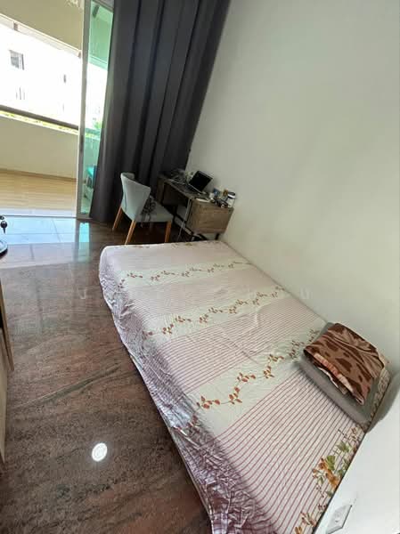 Landridge Condo, 202 Pasir Panjang Road, Room Rental, 230 sqft, Condominium For Rent, by Jacky Zhou, 22027904 - PropertyGuru.com.sg