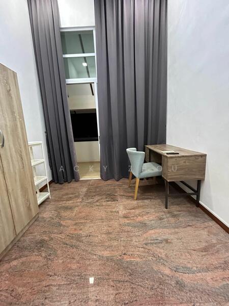 Landridge Condo, 202 Pasir Panjang Road, Room Rental, 230 sqft, Condominium For Rent, by Jacky Zhou, 22027904 - PropertyGuru.com.sg