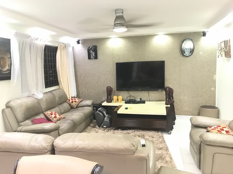136 Potong Pasir Avenue 3, 136 Potong Pasir Avenue 3, 3 Bedrooms, 1,700 sqft, HDB Flat For Sale, by D. Kumar, 22030161 - LOUNGE - PropertyGuru.com.sg