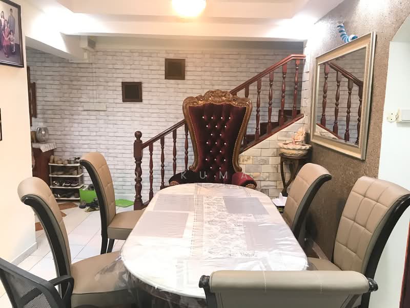 136 Potong Pasir Avenue 3, 136 Potong Pasir Avenue 3, 3 Bedrooms, 1,700 sqft, HDB Flat For Sale, by D. Kumar, 22030161 - DINING - PropertyGuru.com.sg