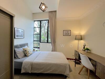 For Rent - Close to CBD & Nature | Stevens MRT 3 Mins Walk | Beautiful Room with Work-Station