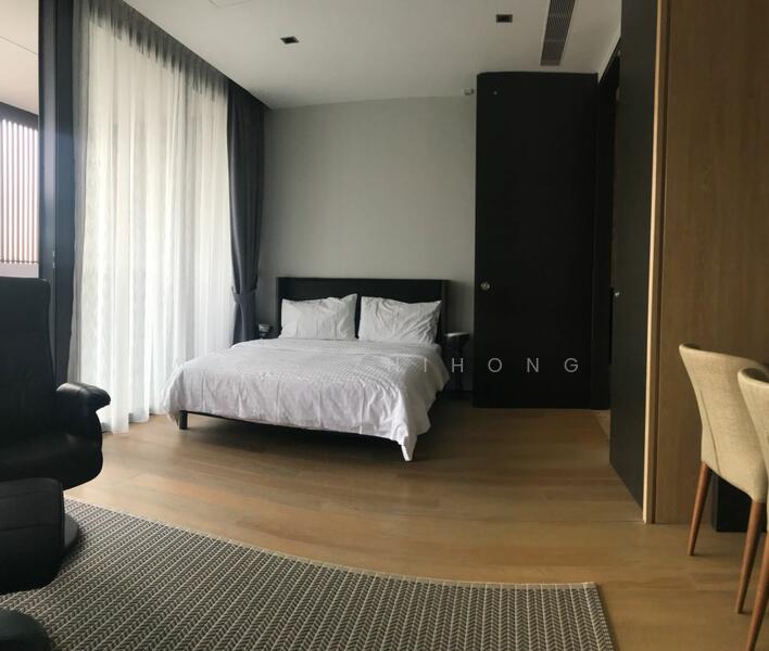 For Rent - OUE Twin Peaks