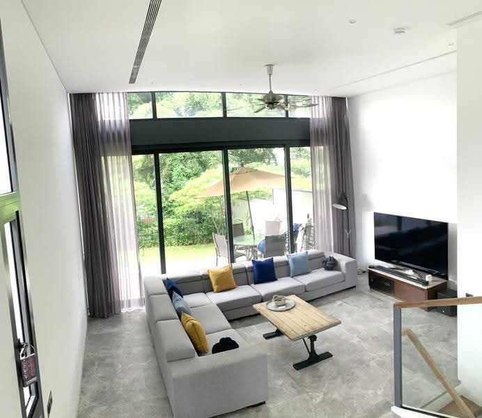 Victoria Park Villas, Coronation Road, Tanglin / Holland / Bukit Timah, 5 Bedrooms, 4,176 sqft, Semi-Detached House For Sale, by Ellyna Tanty, 22045496 - PropertyGuru.com.sg