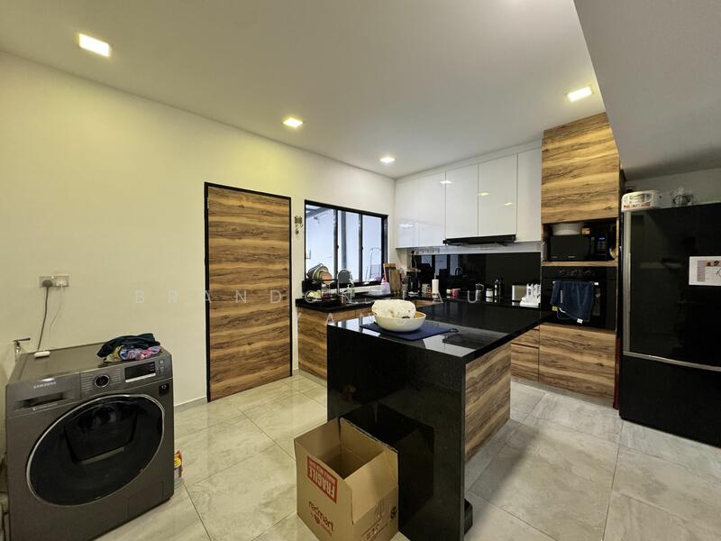 For Rent - Terrace at Siak Kew Avenue