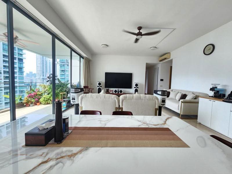 Rivergate, 99 Robertson Quay, Orchard / River Valley, 3 Bedrooms, 1,722 sqft, Apartment For Rent, by Deborah Choo, 22050006 - Living Room - PropertyGuru.com.sg