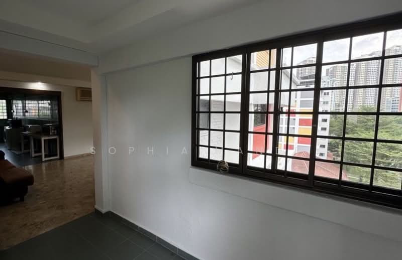 272 Bukit Batok East Avenue 4, 272 Bukit Batok East Avenue 4, 3 Bedrooms, 925 sqft, HDB Flat For Rent, by Sophia Mande, 22052852 - PropertyGuru.com.sg