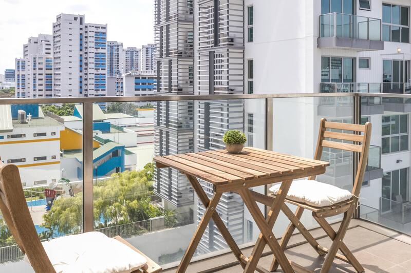 Eight Riversuites, 2 Whampoa East, Balestier / Toa Payoh, Room Rental, 180 sqft, Condominium For Rent, by Cove, 22058089 - Common balcony - PropertyGuru.com.sg