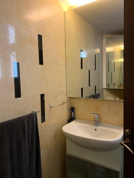 Robertson 100, 100 Robertson Quay, 2 Bedrooms, 936 sqft, Apartment For Rent, by Gillian Heng, 22061059 - PropertyGuru.com.sg