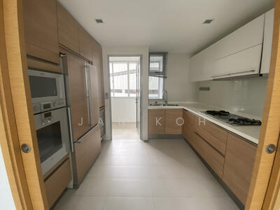 For Rent - Suites @ Cairnhill