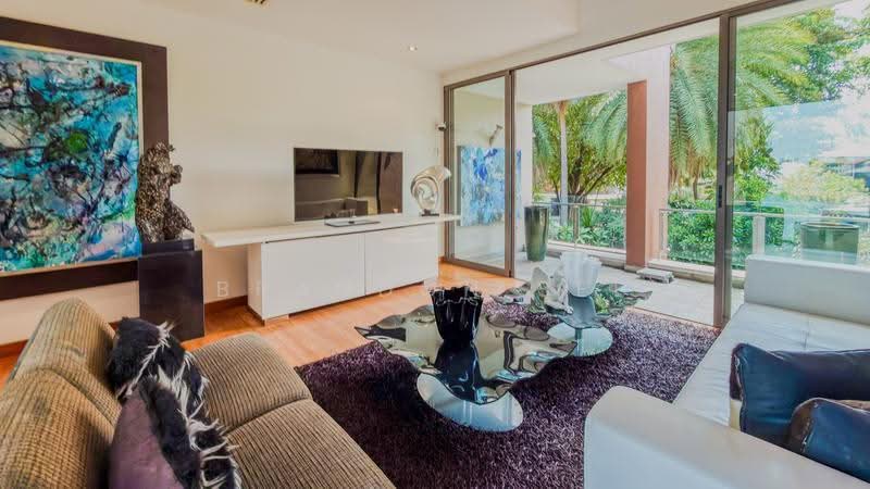 Coral island, Coral Island, Harbourfront / Telok Blangah, 5 Bedrooms, 8,800 sqft, Bungalow House For Sale, by Brandon See, 22071450 - Living Room - PropertyGuru.com.sg