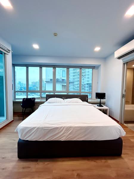 For Rent - Royal Residences