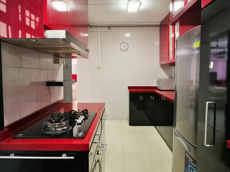 120A KIM TIAN PLACE HDB FLAT @ TIONG BAHRU, BUKIT MERAH, SINGAPORE FOR RENT