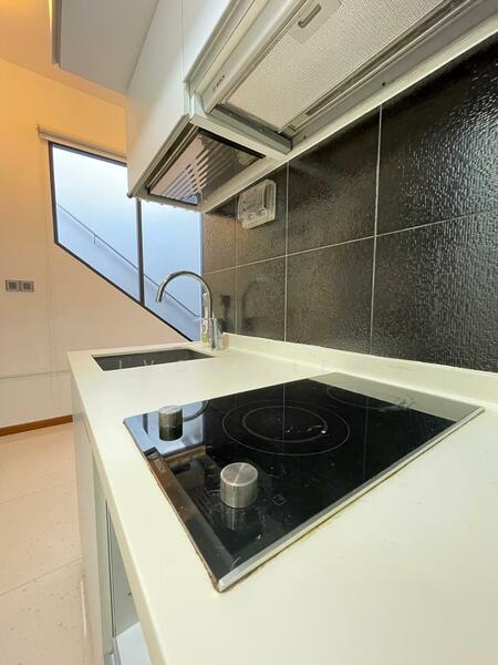 For Rent - Guillemard Edge