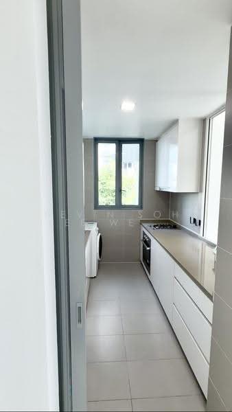 Hundred Trees, 81 West Coast Drive, Buona Vista / West Coast / Clementi New Town, 2 Bedrooms, 915 sqft, Condominium For Rent, by Kevin Soh Lee Wee 苏立伟, 22083772 - Kitchen - PropertyGuru.com.sg