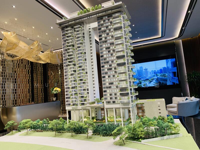 ✔ Sleekly detailed with luxe verdant accents and full Luxury Hotel Services BOOK: (+65) 8838 1388!