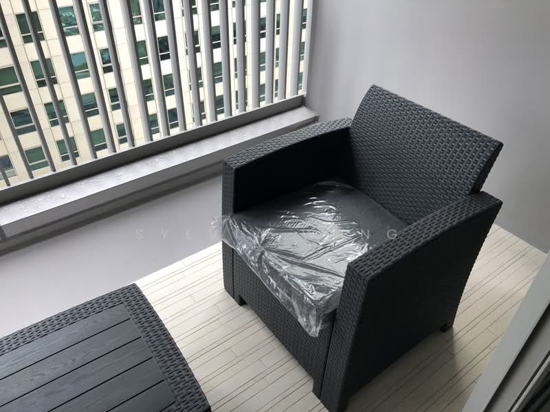 V on Shenton, 5 Shenton Way, 2 Bedrooms, 1,033 sqft, Condominium For Rent, by Sylvia Wong, 22093401 - PropertyGuru.com.sg