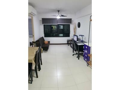 For Rent - 372 Jurong East Street 32