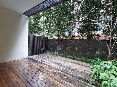 For Rent - Lloyd SixtyFive