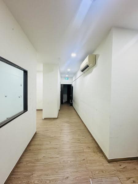 160 Yishun Street 11, 160 Yishun Street 11, Sembawang / Yishun, 2,141 sqft, Shop / Shophouse For Rent, by Wu QiuTing Felicia, 22094947 - Corridor - CommercialGuru.com.sg