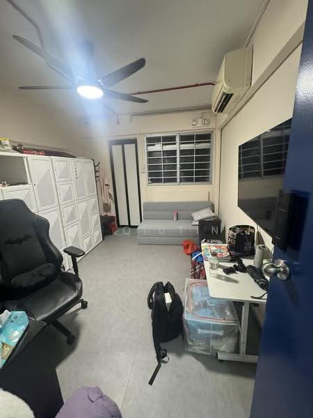 160 Yishun Street 11, 160 Yishun Street 11, Sembawang / Yishun, 2,141 sqft, Shop / Shophouse For Rent, by Wu QiuTing Felicia, 22094947 - Living Room - CommercialGuru.com.sg