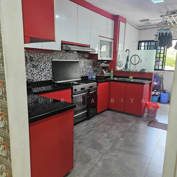 For Rent - 312 Jurong East Street 32