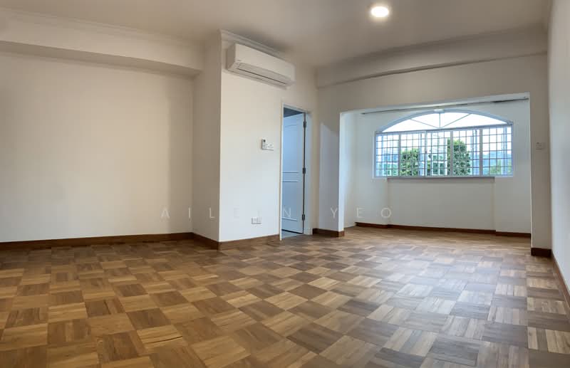 Hillview Villas, Hillview Crescent, 5 Bedrooms, 3,500 sqft, Terraced House For Rent, by Aileen Yeo, 22105918 - PropertyGuru.com.sg