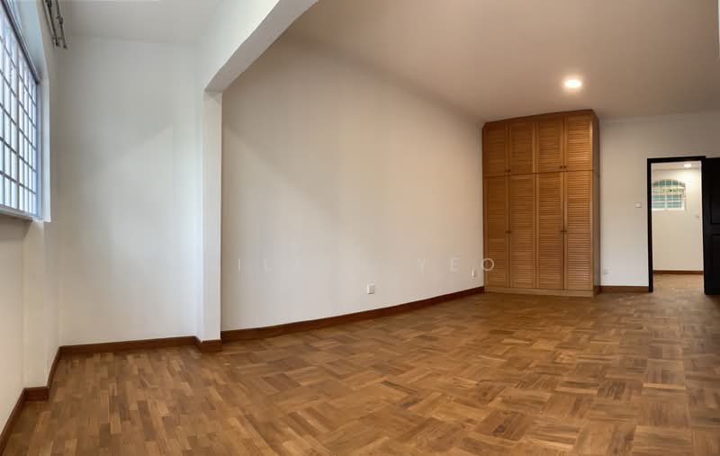 Hillview Villas, Hillview Crescent, 5 Bedrooms, 3,500 sqft, Terraced House For Rent, by Aileen Yeo, 22105918 - PropertyGuru.com.sg