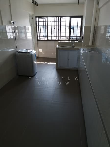 332 Ang Mo Kio Avenue 1, 332 Ang Mo Kio Avenue 1, 2 Bedrooms, 700 sqft, HDB Flat For Rent, by Tan Keng Chiow, 22106126 - PropertyGuru.com.sg