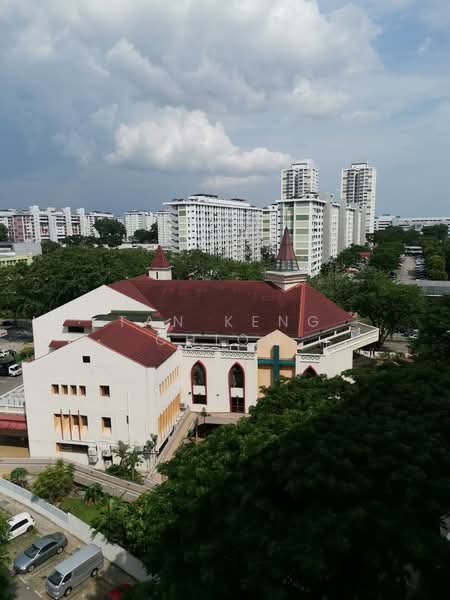 332 Ang Mo Kio Avenue 1, 332 Ang Mo Kio Avenue 1, 2 Bedrooms, 700 sqft, HDB Flat For Rent, by Tan Keng Chiow, 22106126 - PropertyGuru.com.sg