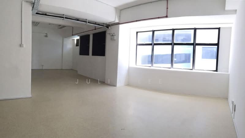 18 New Industrial, 18 New Industrial Road, Hougang / Punggol / Sengkang, 1,300 sqft, Light Industrial (B1) For Rent, by Julia Lee, 22107446 - CommercialGuru.com.sg