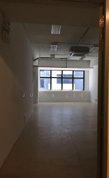 18 New Industrial, 18 New Industrial Road, Hougang / Punggol / Sengkang, 1,300 sqft, Light Industrial (B1) For Rent, by Julia Lee, 22107446 - CommercialGuru.com.sg