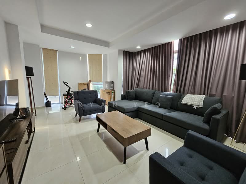 Carlisle Road, CARLISLE ROAD, 2 Bedrooms, 1,000 sqft, Terraced House For Rent, by Ryan Yeo, 22109195 - PropertyGuru.com.sg