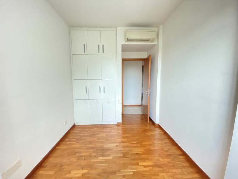 Sunglade, 5 Serangoon Avenue 2, 3 Bedrooms, 1,152 sqft, Condominium For Rent, by Isaac Ng, 22109218 - PropertyGuru.com.sg