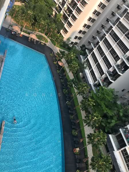 Waterfront Gold, 733 Bedok Reservoir Road, 2 Bedrooms, 894 sqft, Condominium For Rent, by Agnes Yong, 22109286 - PropertyGuru.com.sg
